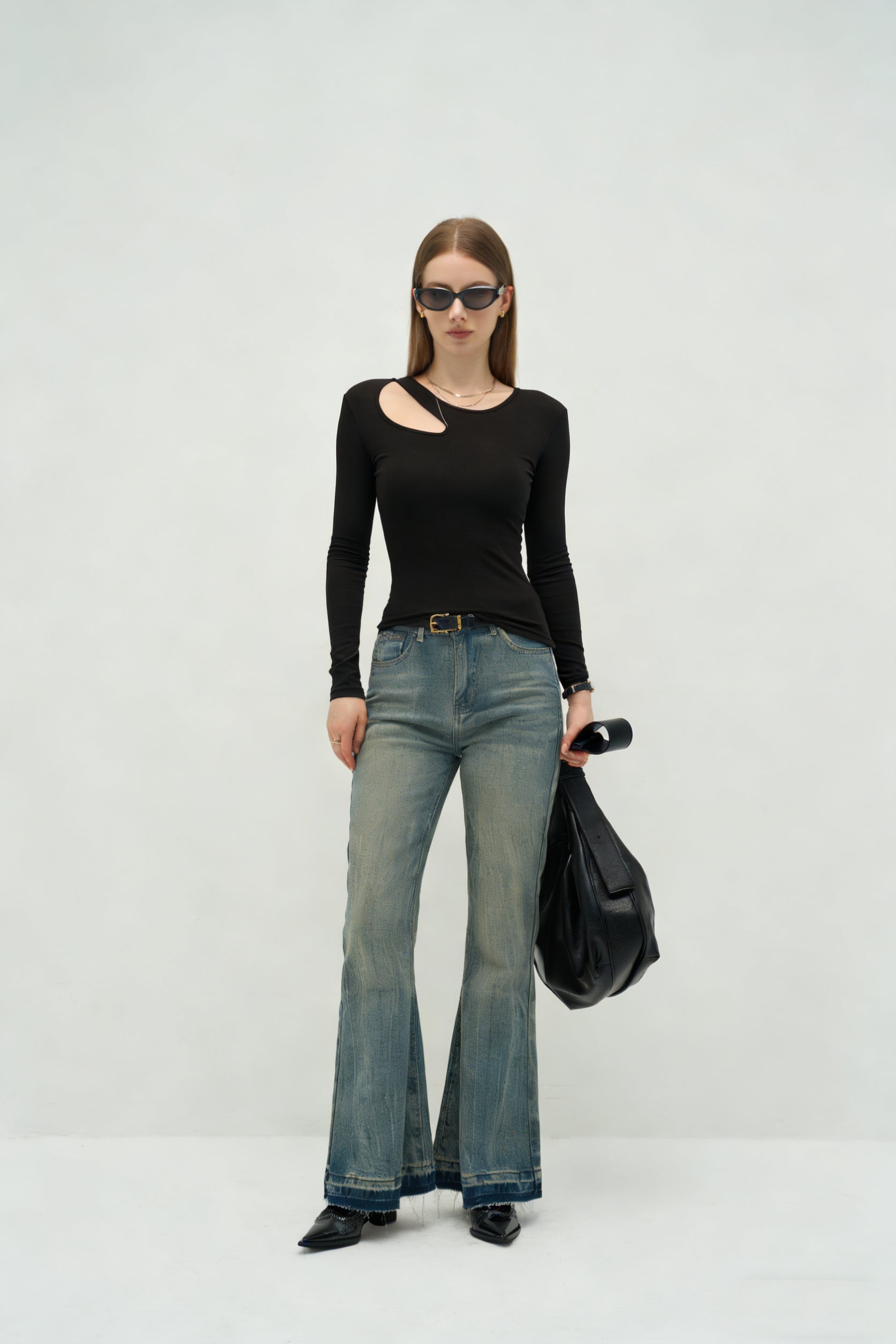 The Contour Cutout Long Sleeve – Sculpted Essential | Merra Muse
