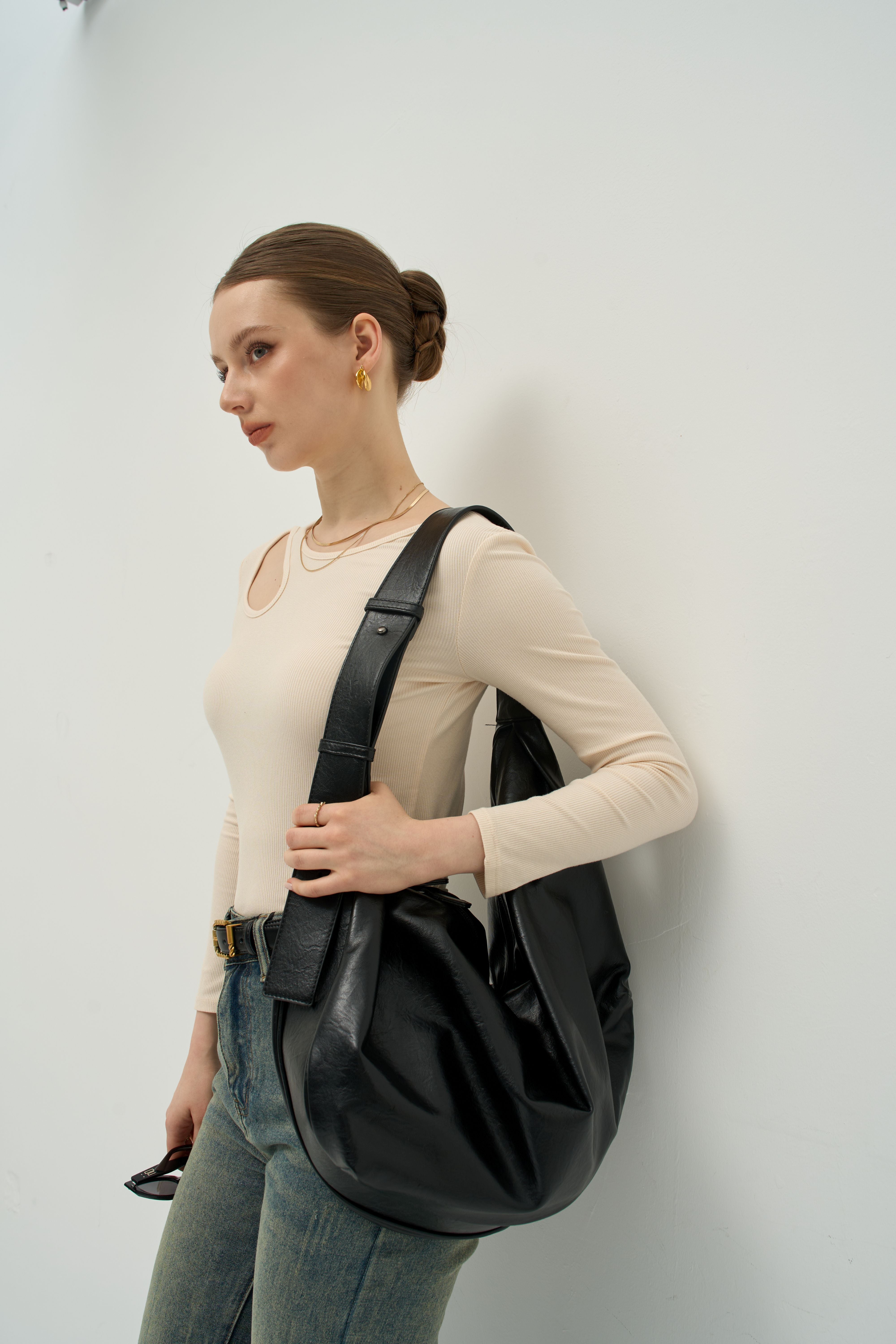 The Contour Cutout Long Sleeve | Merra Muse
