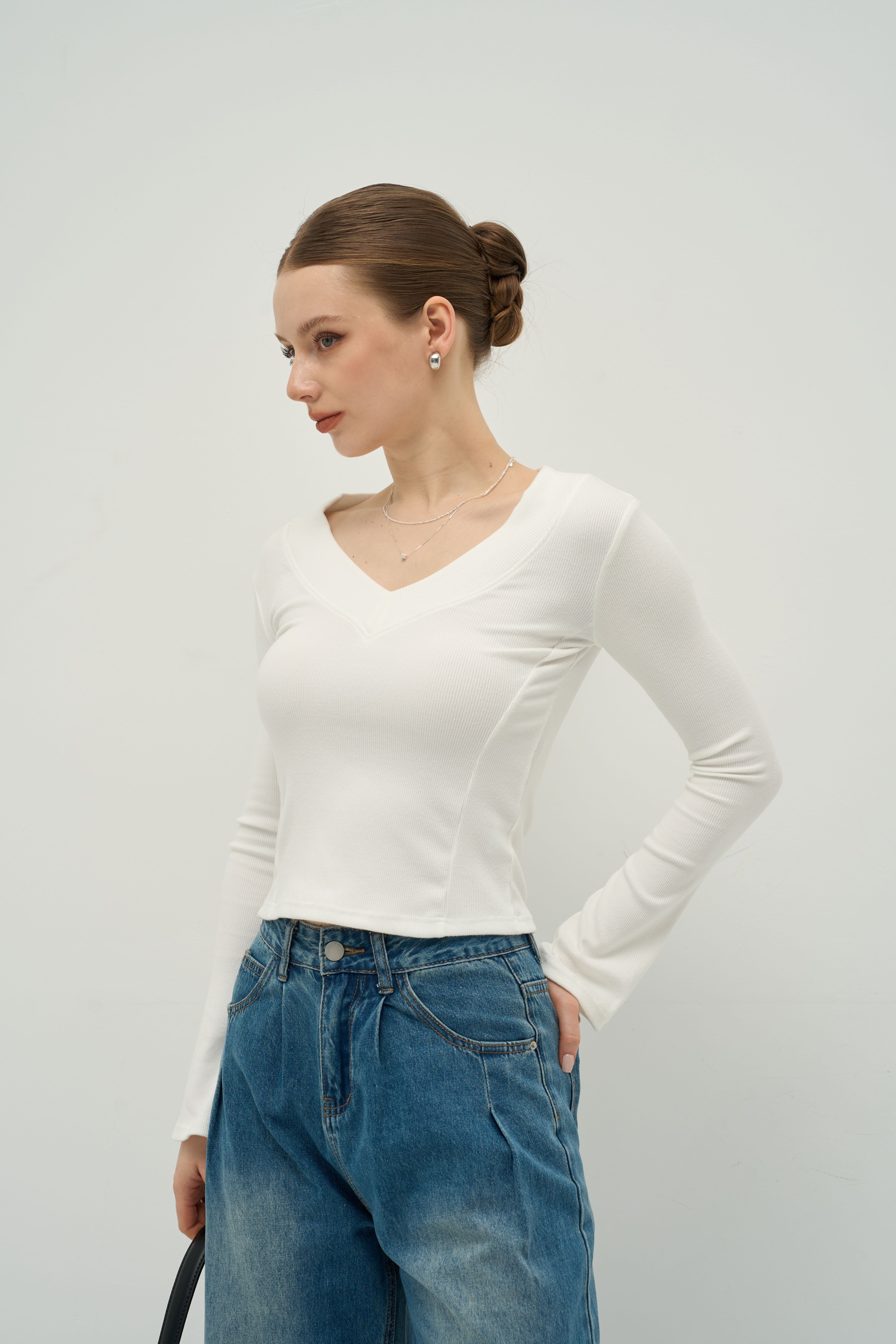 Contour V-Neck Long Sleeve Top