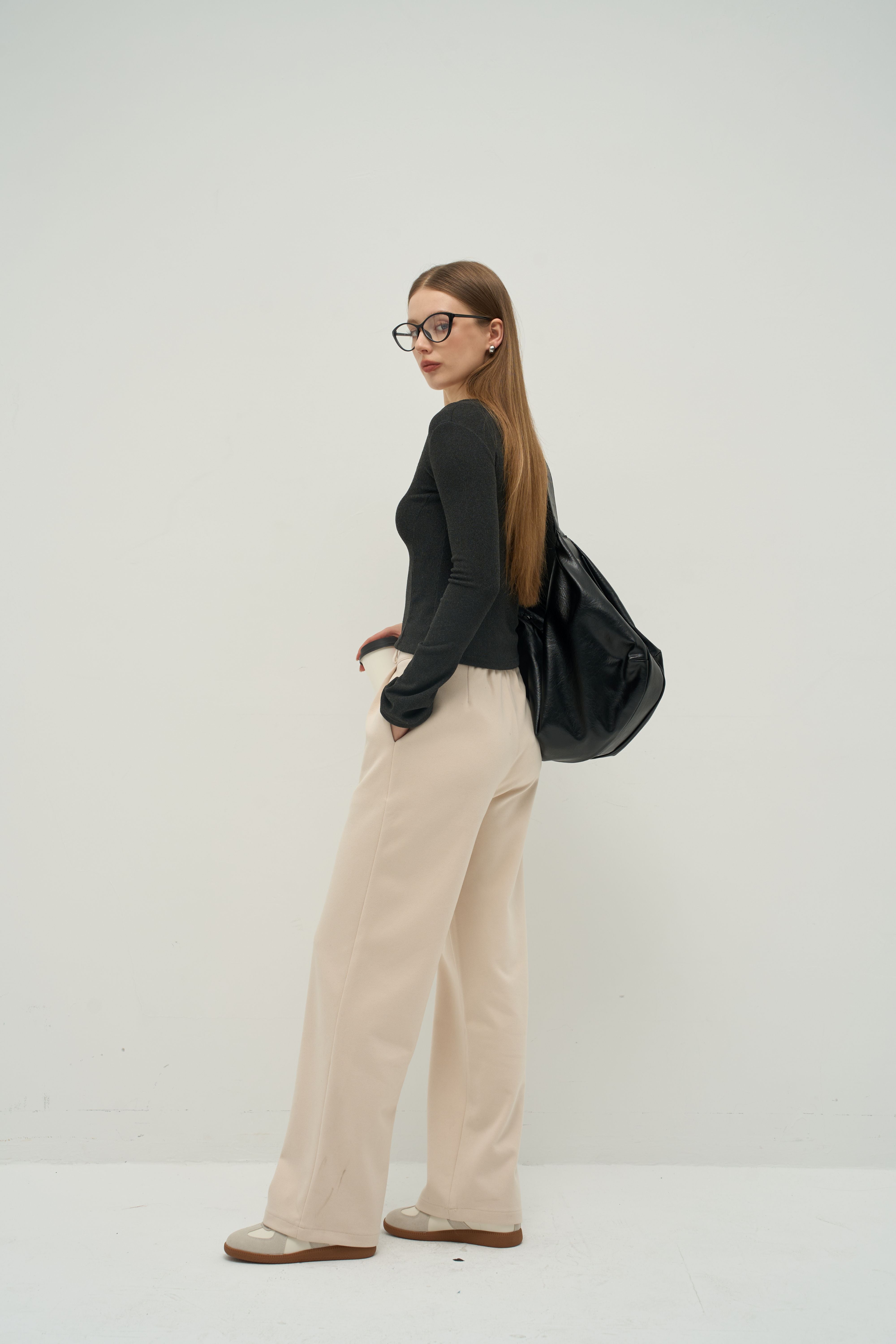 Contour V-Neck Long Sleeve Top