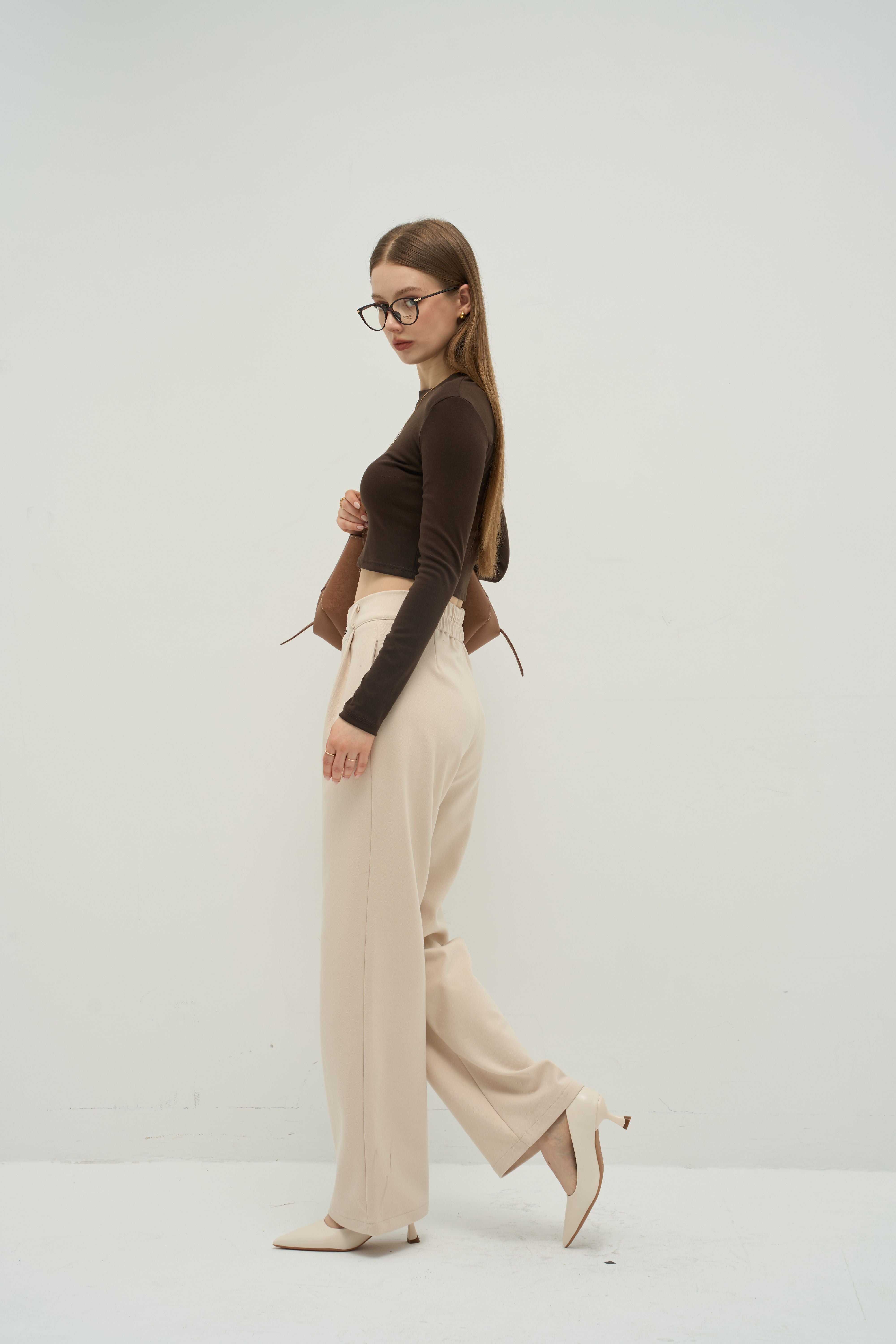 Merra Muse premium ribbed knit fabric with refined texture and slim fit
